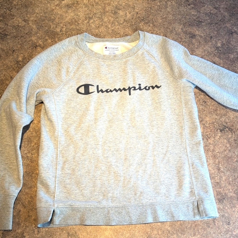 Champion Sweatshirt